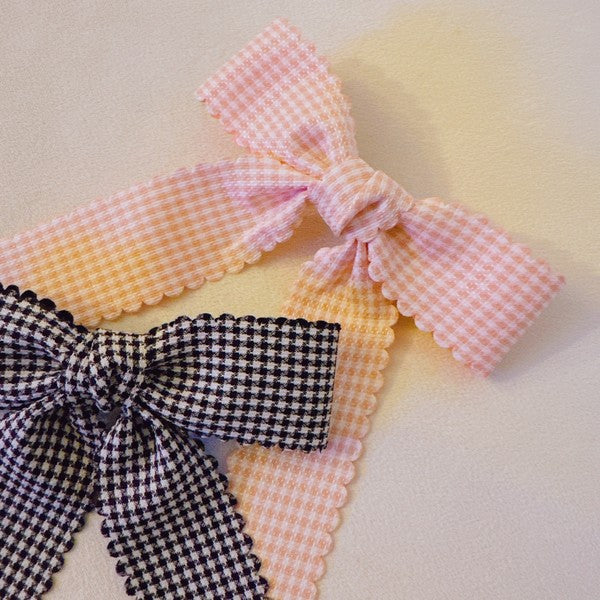 Precious Scallop Edged Bow Hair Clip Set Of 2