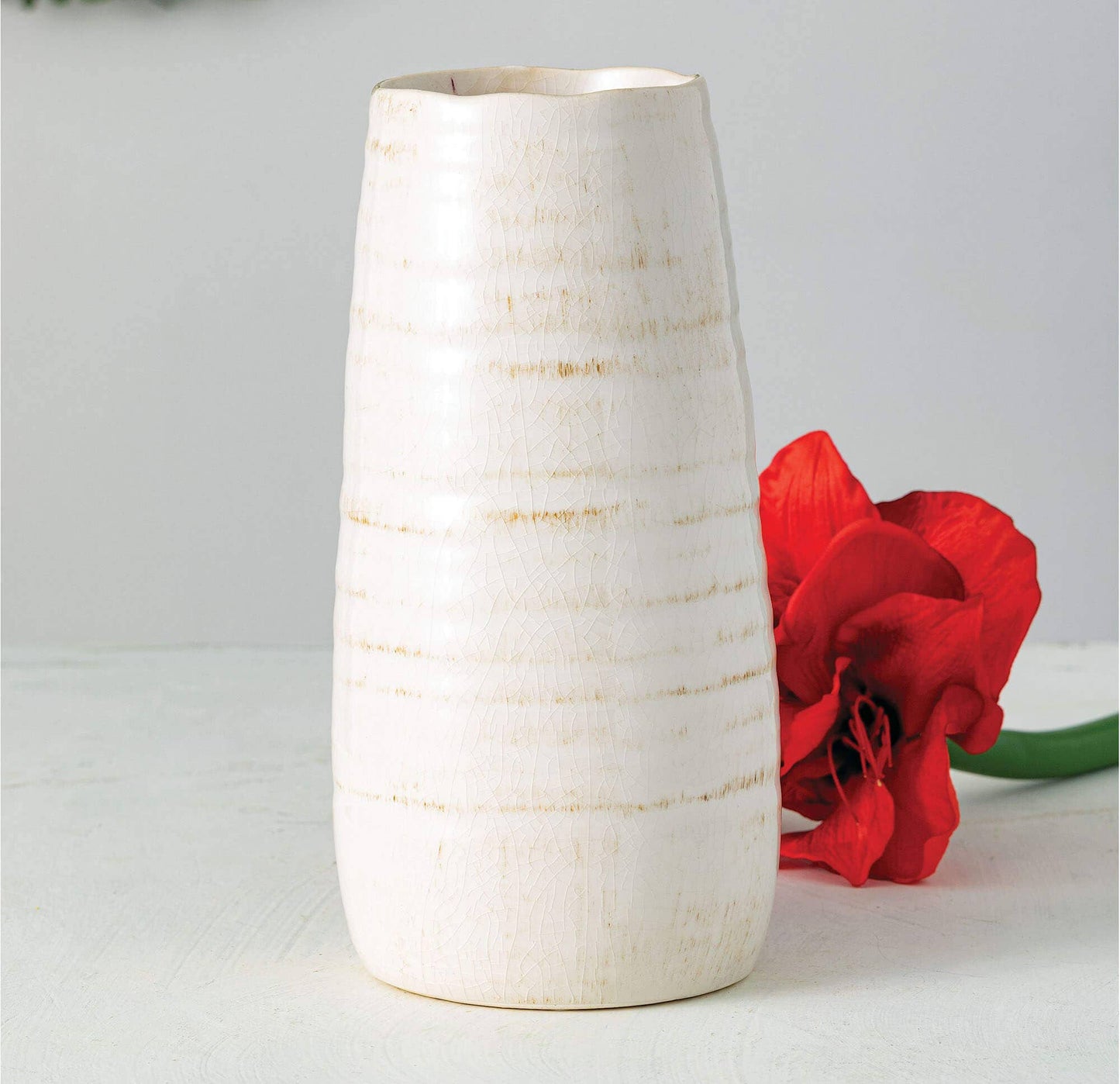 WHITE GLOSSED VASE