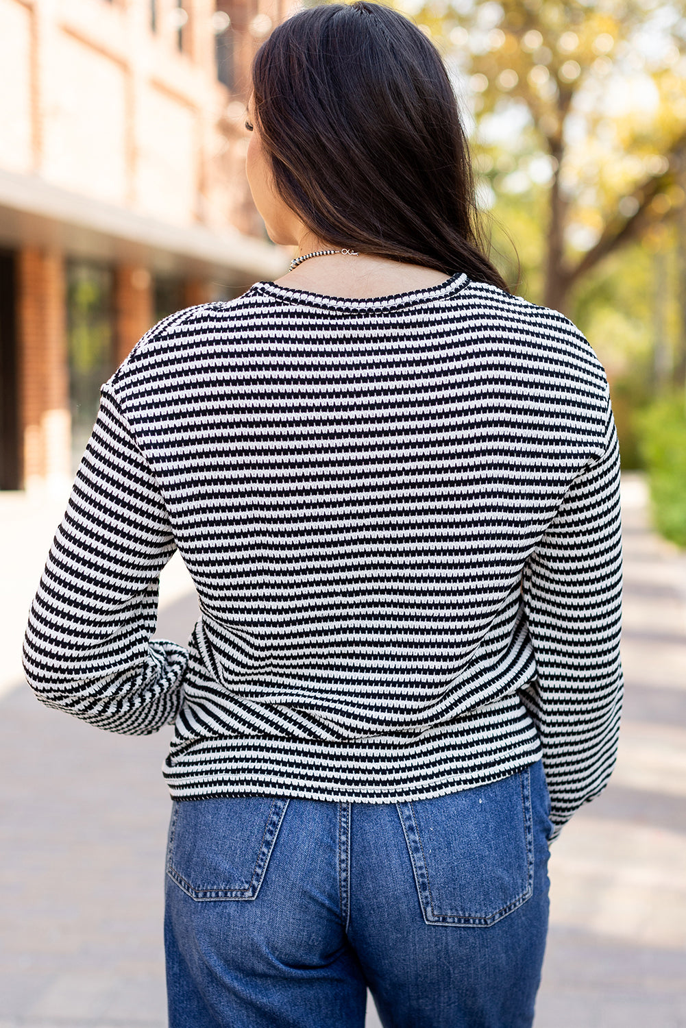 Black Stripe Round Top