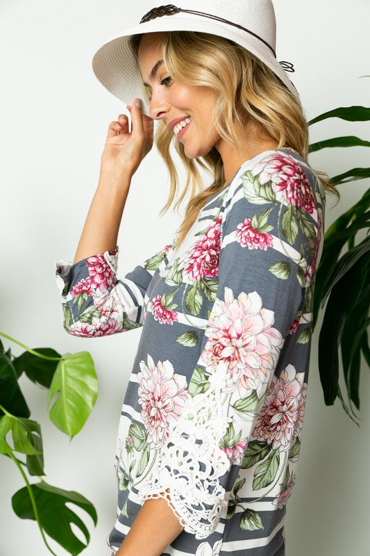 PLUS FLORAL CROCHET PATCH SL TOP