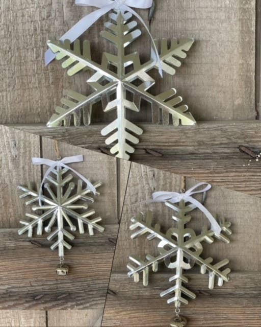 Metal Snowflake Ornament Set